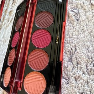 DOSE of Colors eyeshadow palette